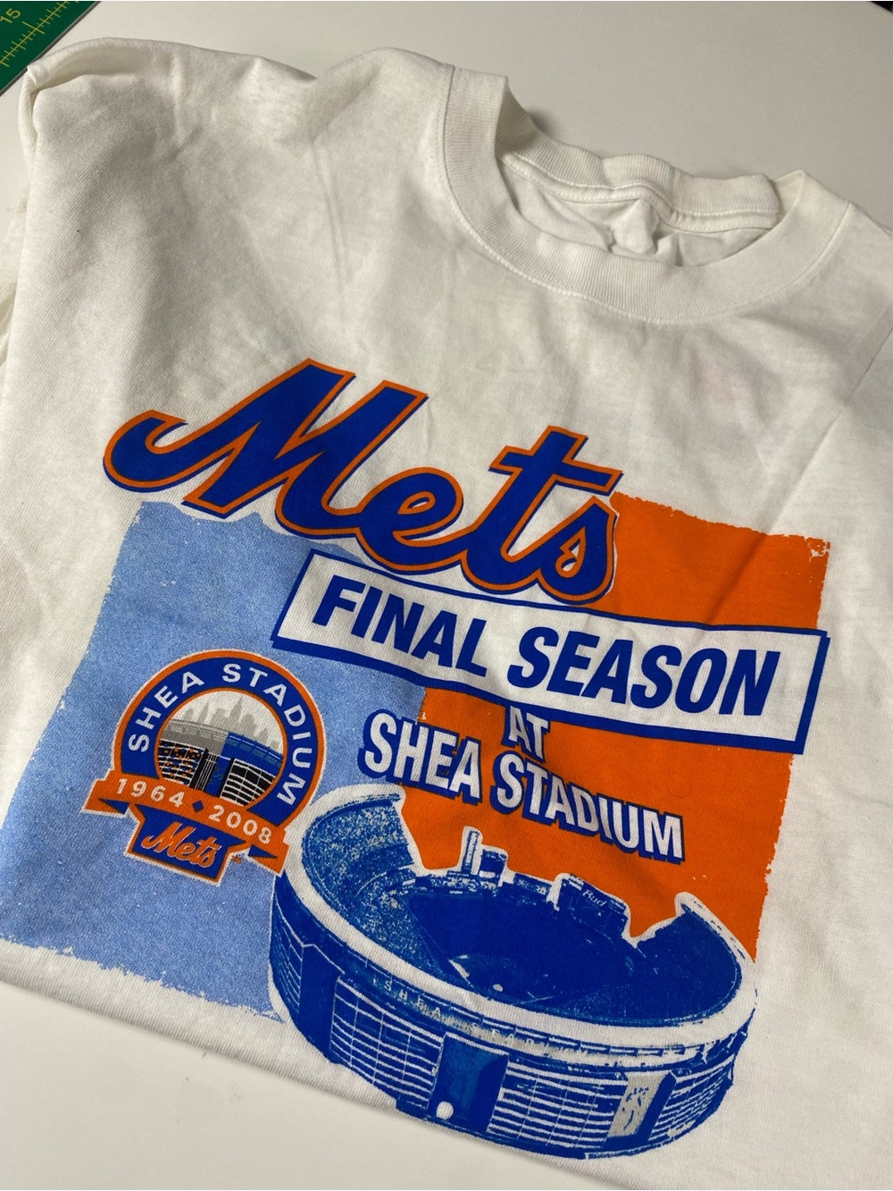 New York Mets Final Year Shea Stadium shirt giveaway- missing tag -size is an XL